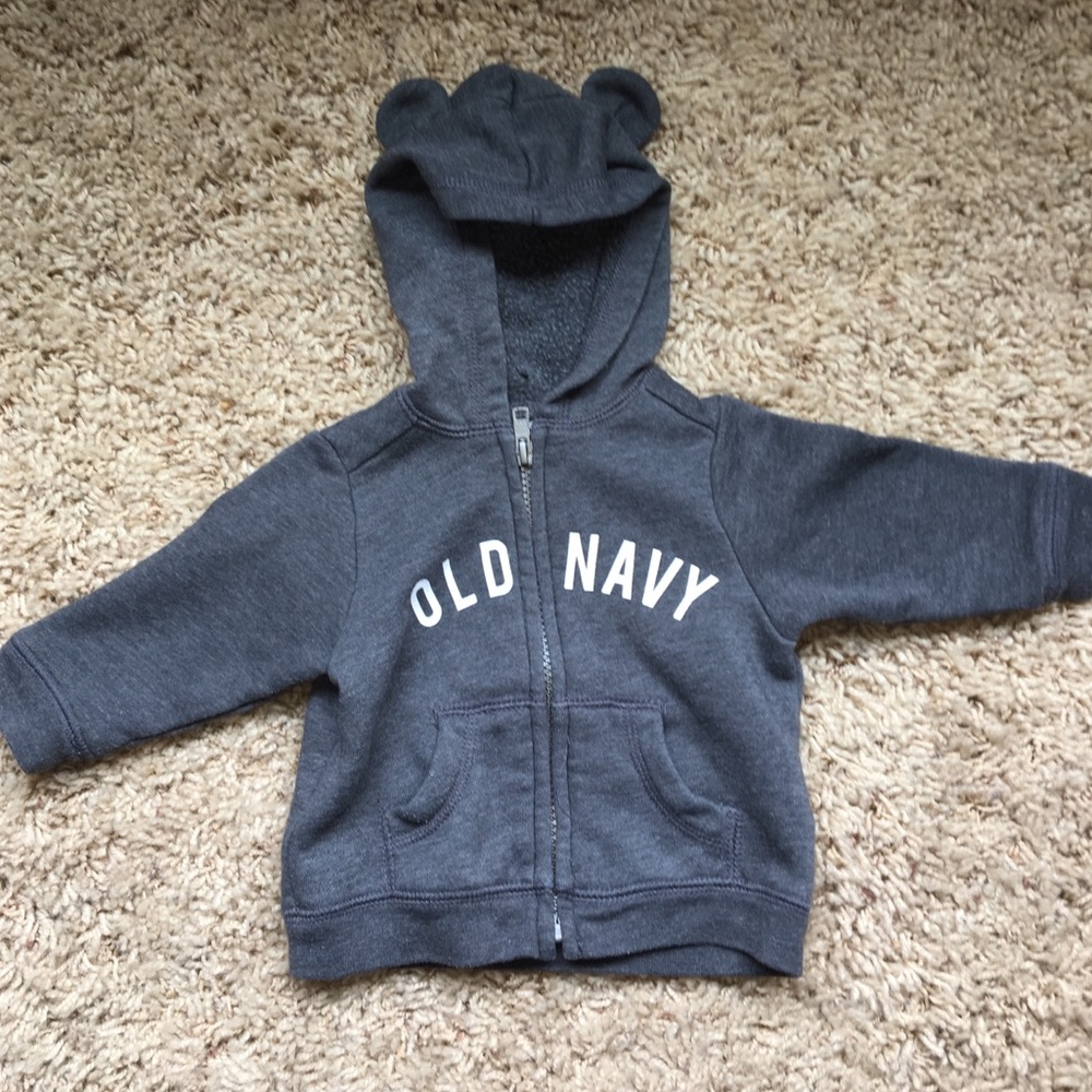 Old navy sweater